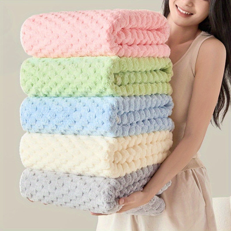 Extra Large Microfiber Bath Towel, Highly Absorbent And Soft, Perfect for Summer Travel. Quick-Drying Towel Suitable for Everyday Use, Spa Visits, Gym Sessions, And Travel